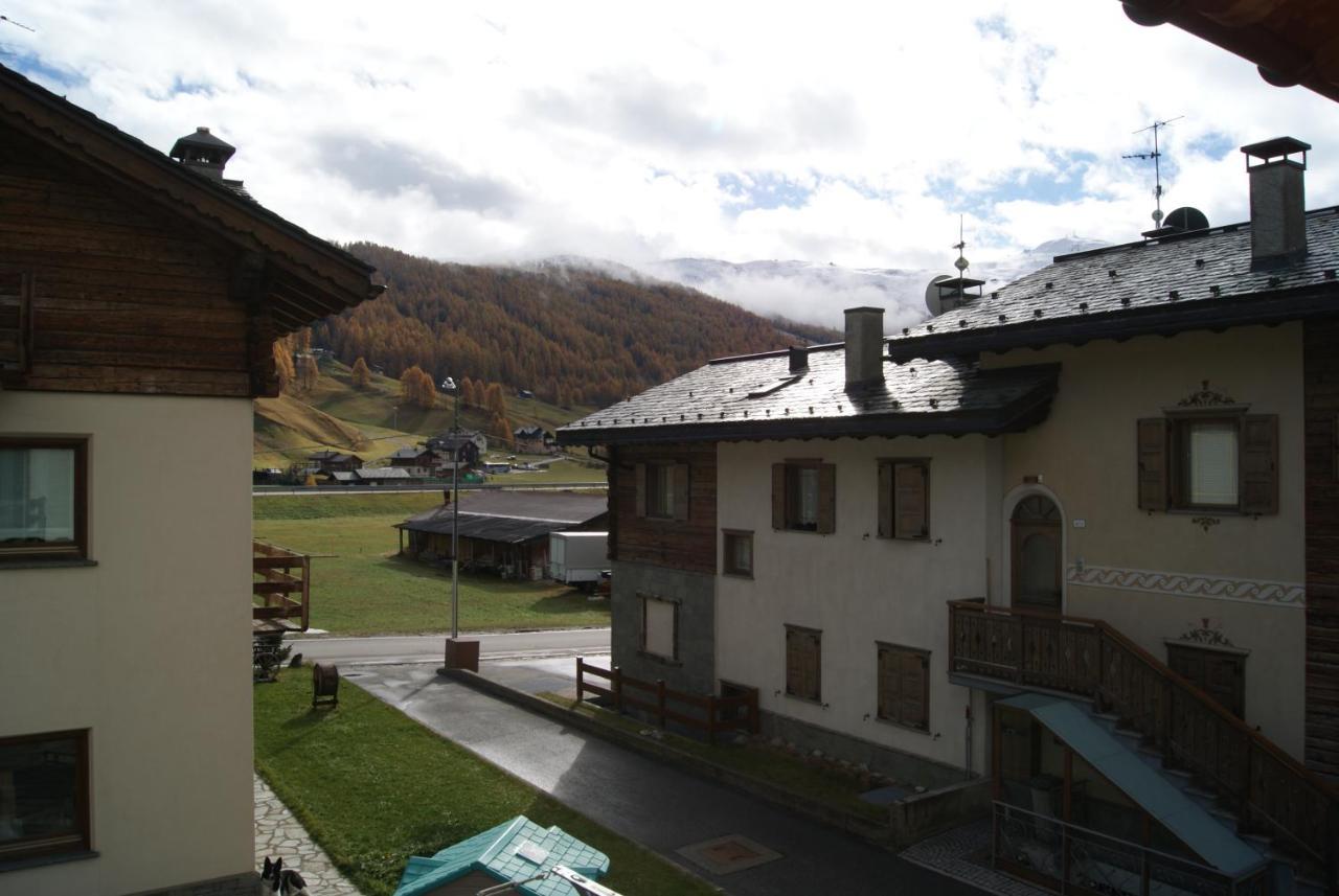 Ferienwohnung Chalet Gioia Livigno Exterior foto