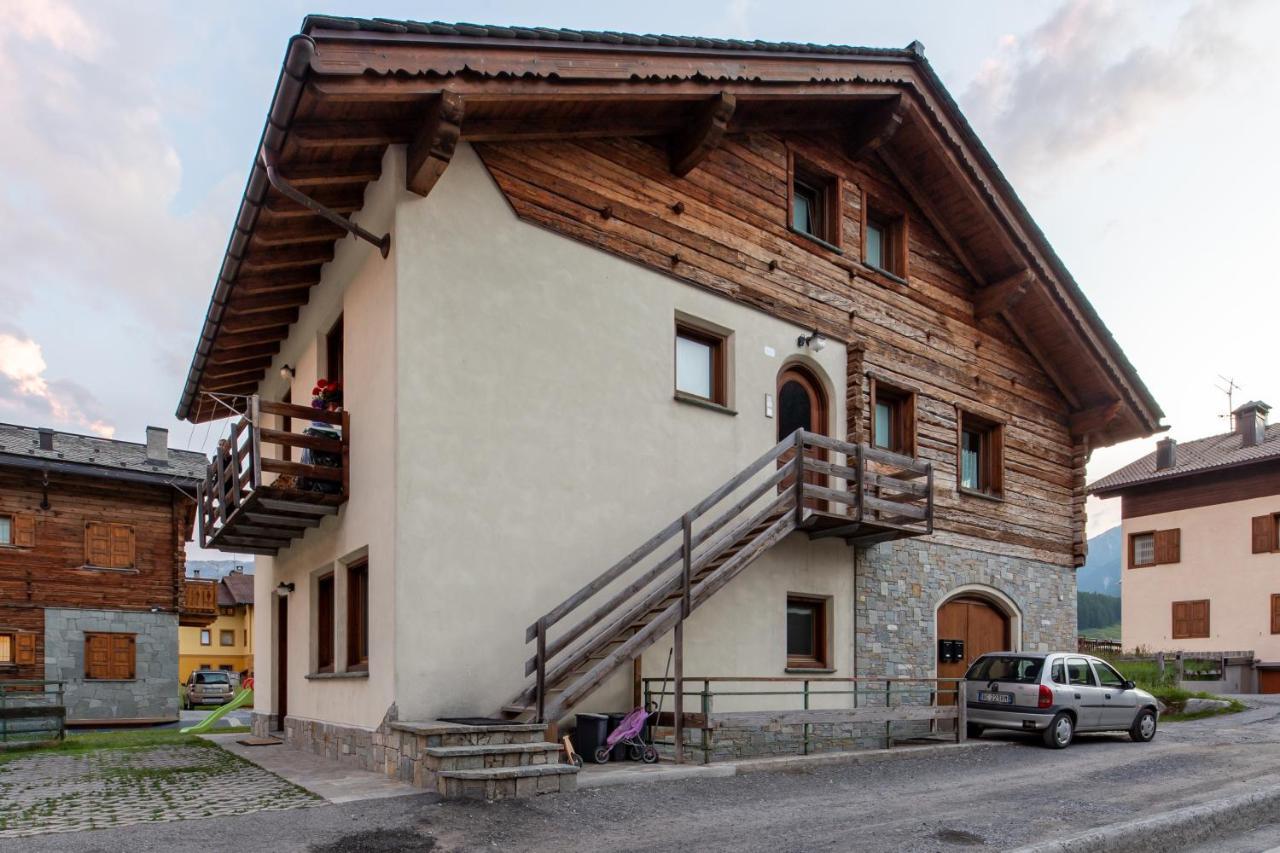 Ferienwohnung Chalet Gioia Livigno Exterior foto